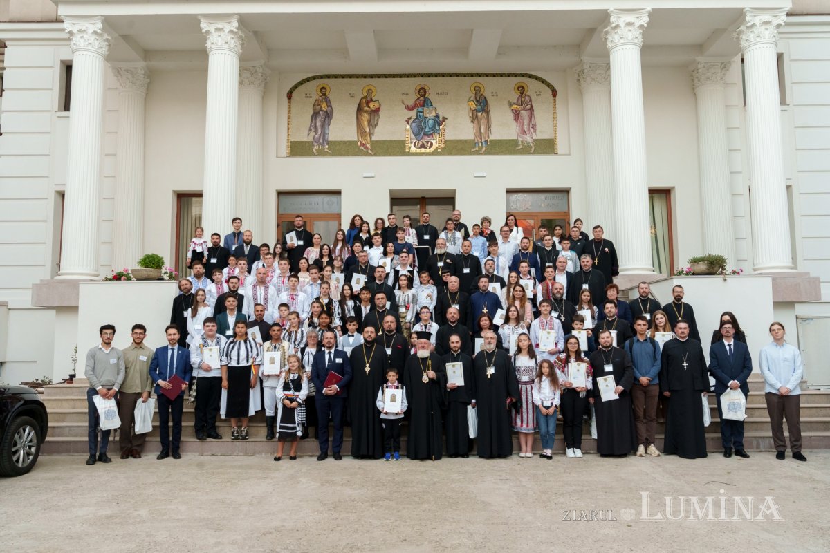 Centenarul Patriarhiei Române și proclamarea de noi sfinți români 353501