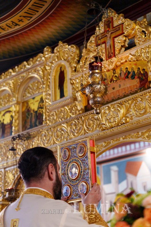 Seminarul Teologic din București și-a cinstit ocrotitorul 353687