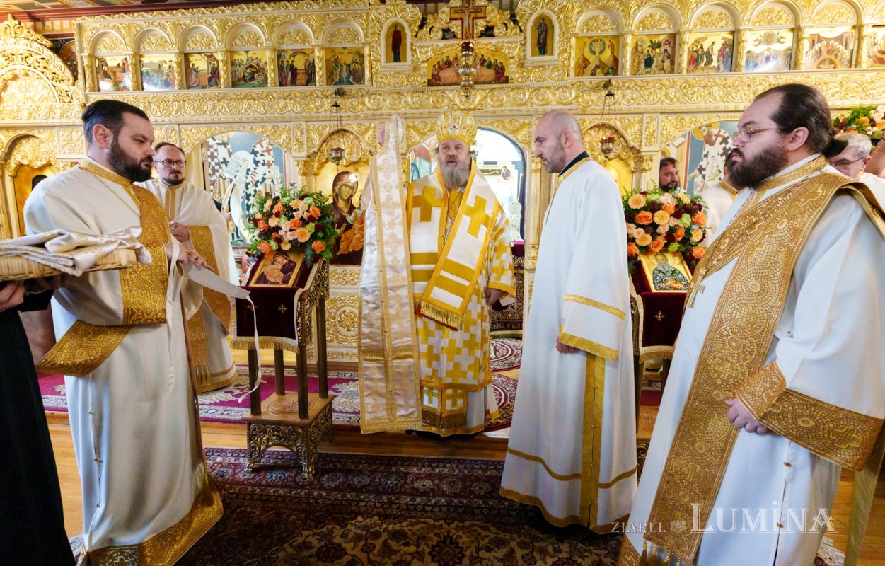 Seminarul Teologic din București și-a cinstit ocrotitorul 353695