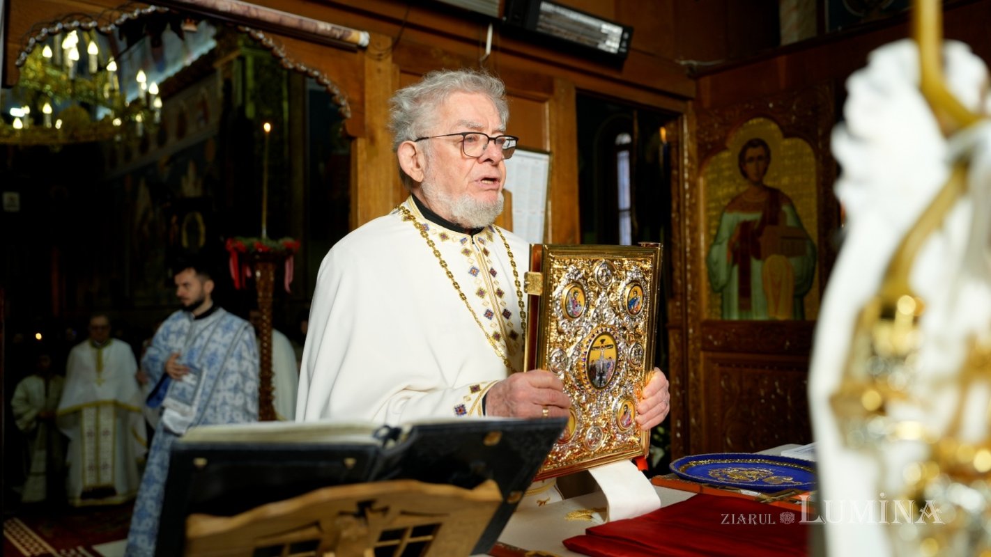 Binecuvântare arhierească pentru comunitatea din cartierul sibian Trei Stejari 353713