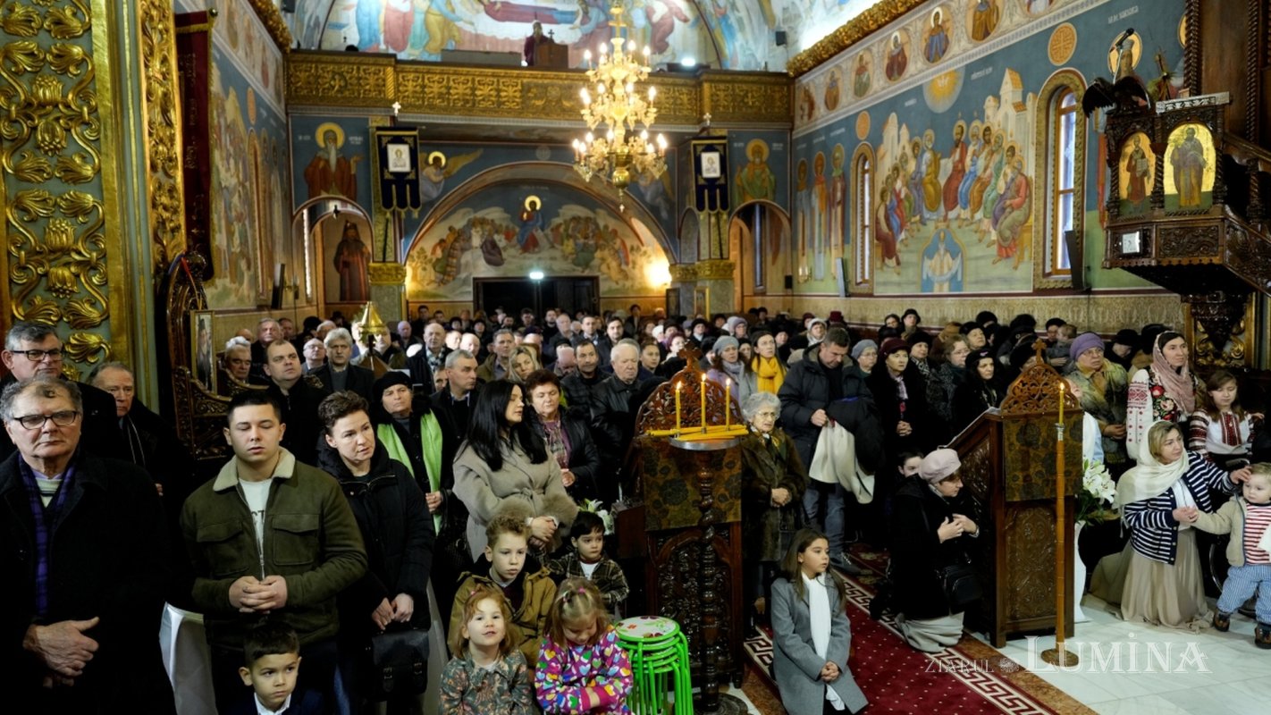 Binecuvântare arhierească pentru comunitatea din cartierul sibian Trei Stejari 353720