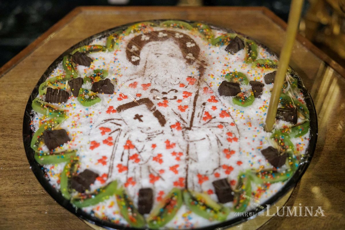 Sfântul Ierarh Iosif cel Milostiv, cinstit la Catedrala Mitropolitană din Iași 353737