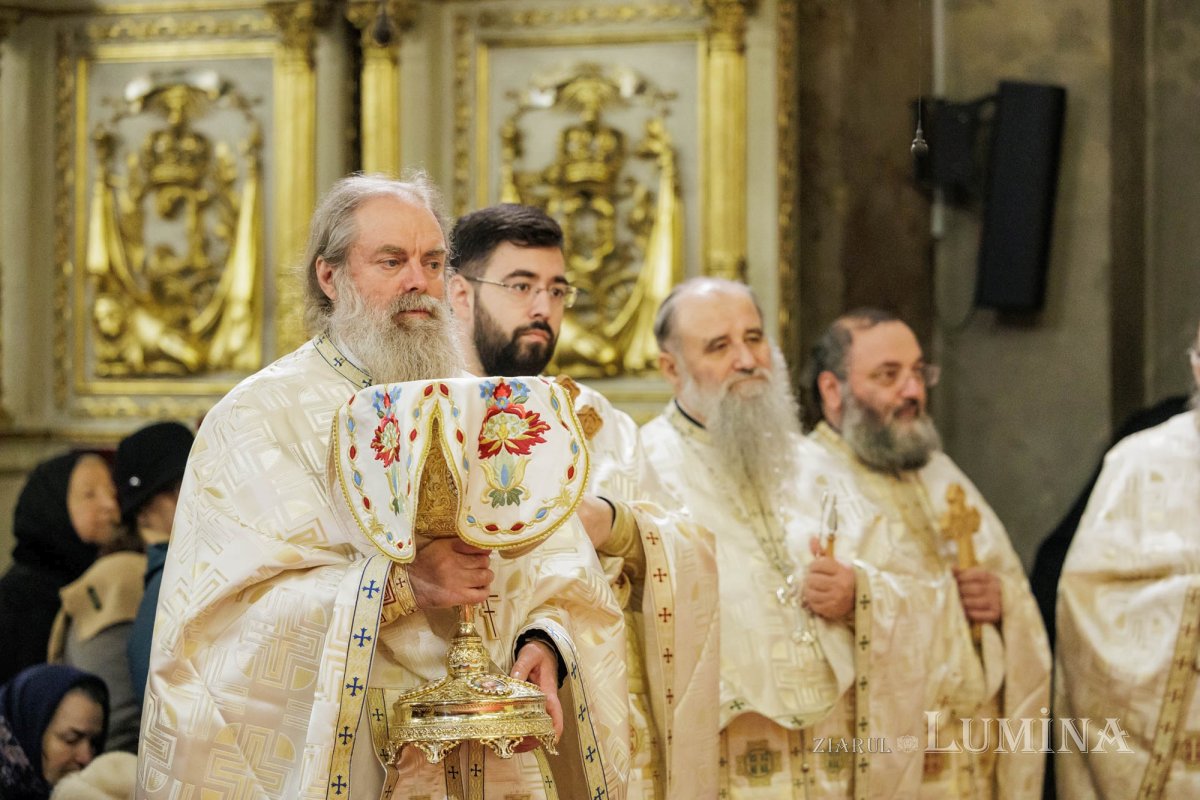 Sfântul Ierarh Iosif cel Milostiv, cinstit la Catedrala Mitropolitană din Iași 353751