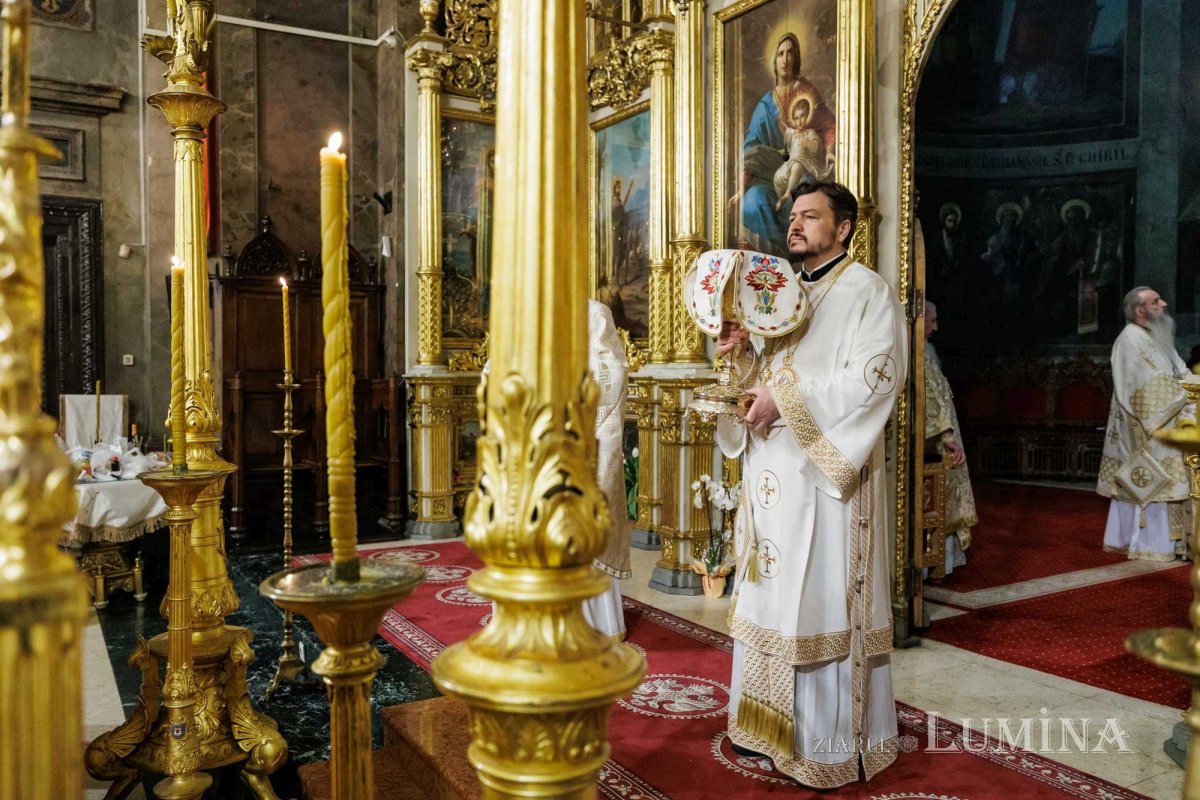 Sfântul Ierarh Iosif cel Milostiv, cinstit la Catedrala Mitropolitană din Iași 353752