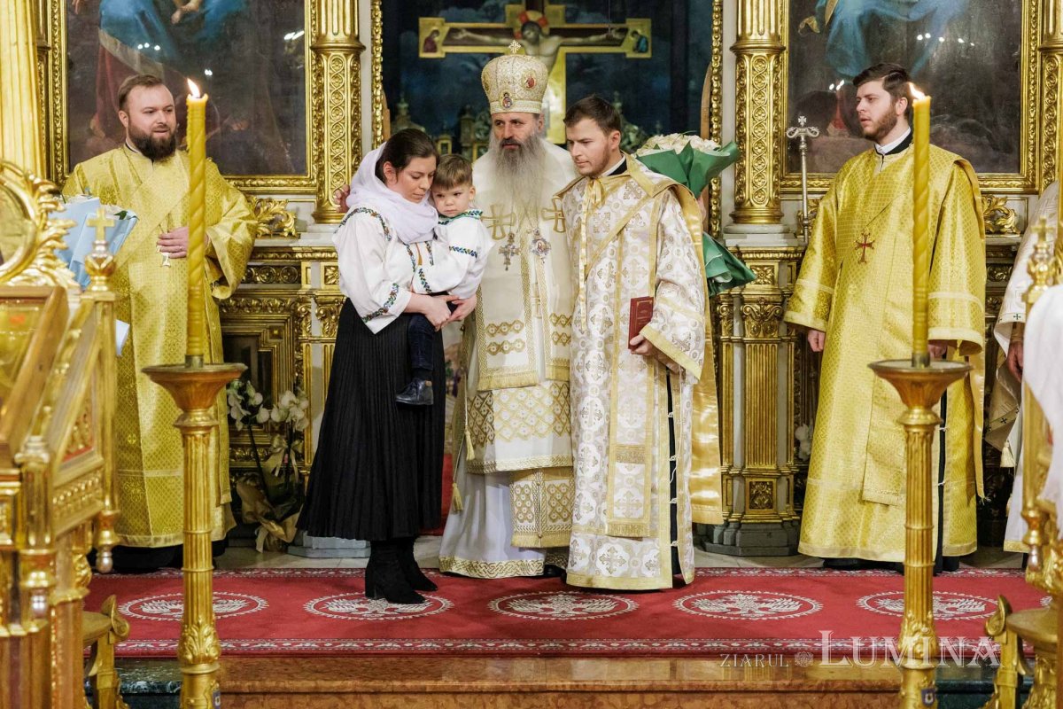 Sfântul Ierarh Iosif cel Milostiv, cinstit la Catedrala Mitropolitană din Iași 353759