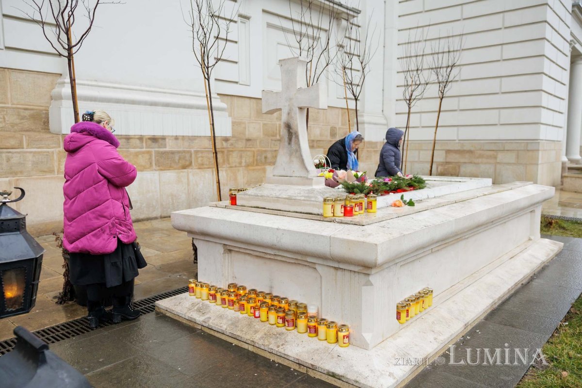 Sfântul Ierarh Iosif cel Milostiv, cinstit la Catedrala Mitropolitană din Iași 353763