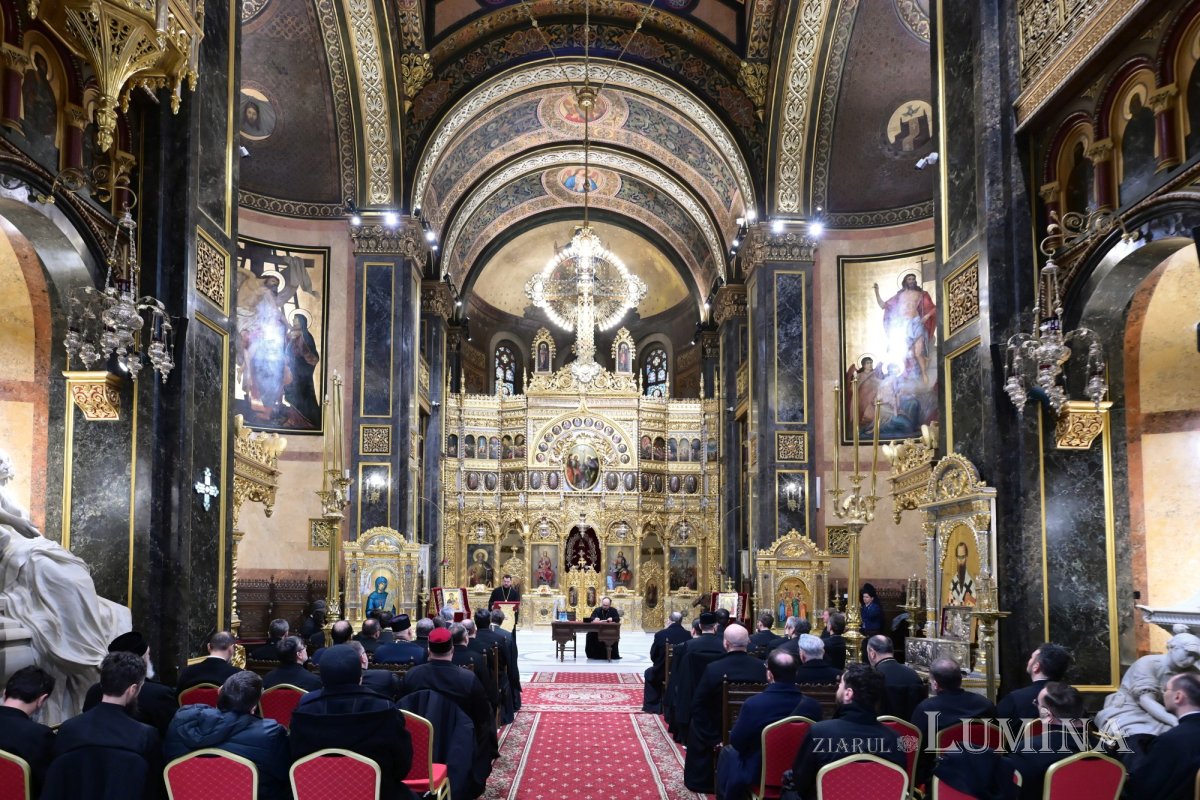 Provocări și perspective privind familia, discutate la un cerc pastoral 354026