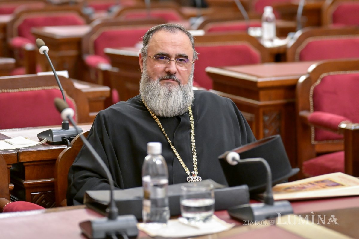 Ședință de lucru a Sinodului Mitropoliei Munteniei și Dobrogei 354640