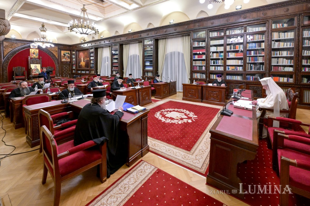Ședință de lucru a Sinodului Mitropoliei Munteniei și Dobrogei 354641