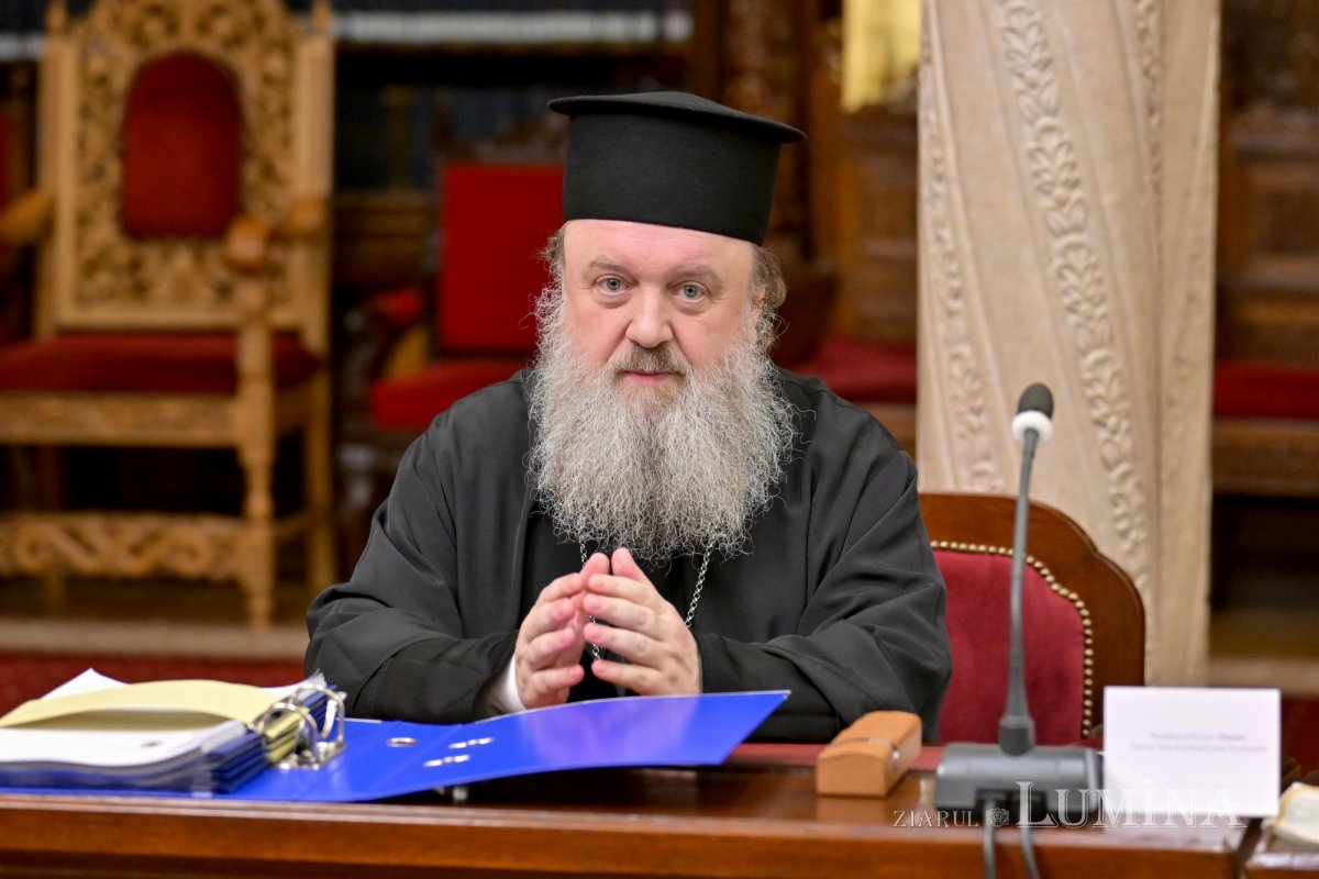 Ședință de lucru a Sinodului Mitropoliei Munteniei și Dobrogei 354649