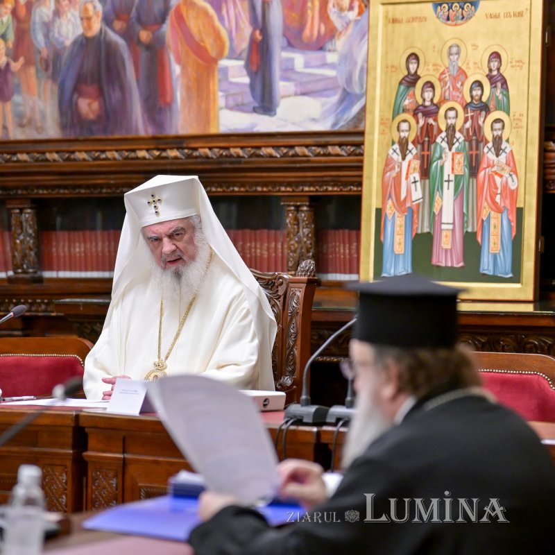 Ședință de lucru a Sinodului Mitropoliei Munteniei și Dobrogei 354651