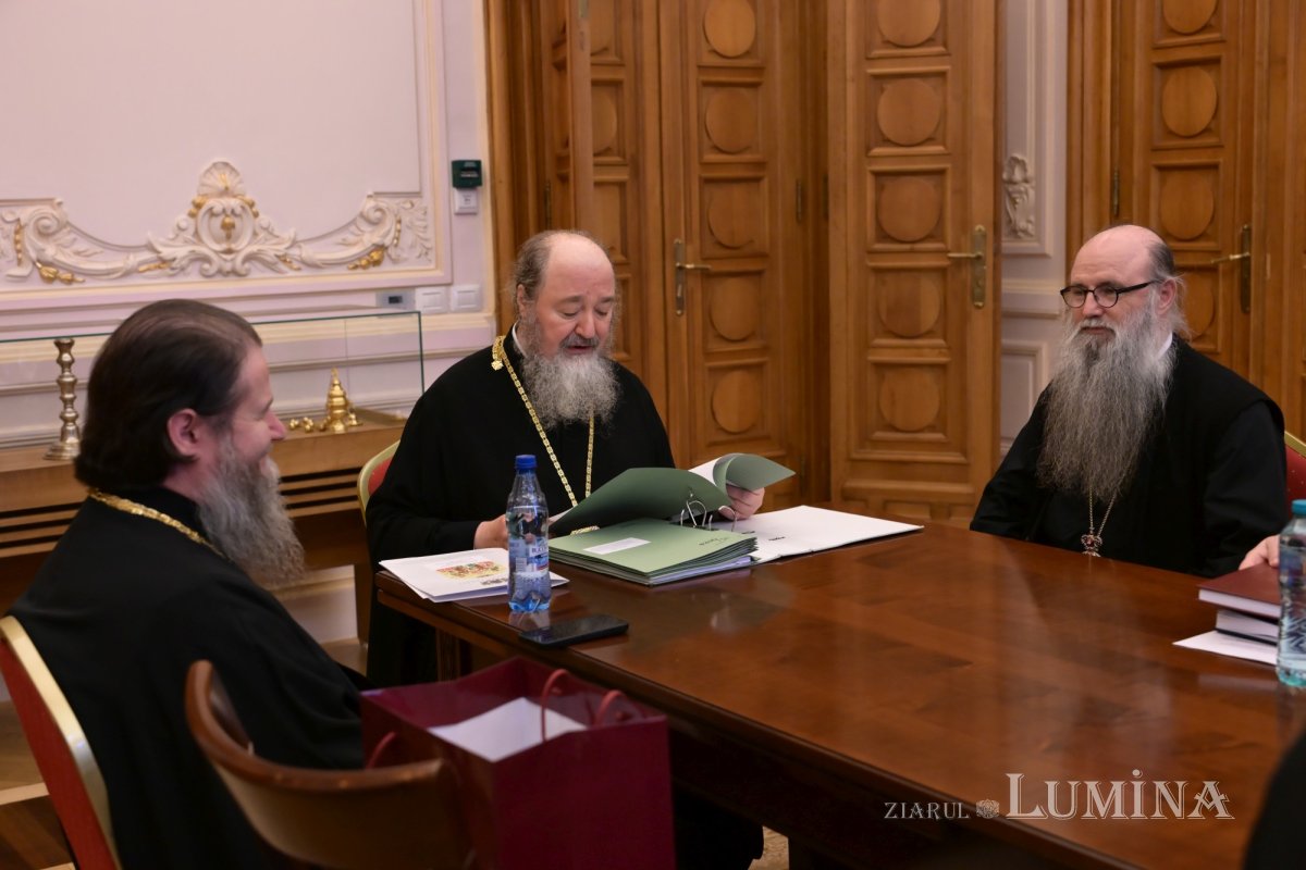 Întrunirea Sfântului Sinod la Palatul Patriarhiei 354869