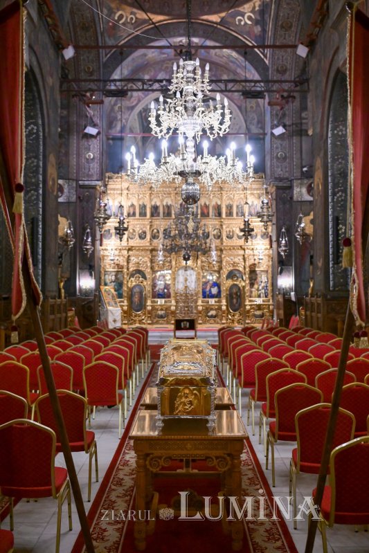 Proclamarea canonizării celor 16 femei românce cu viață sfântă la București 354789