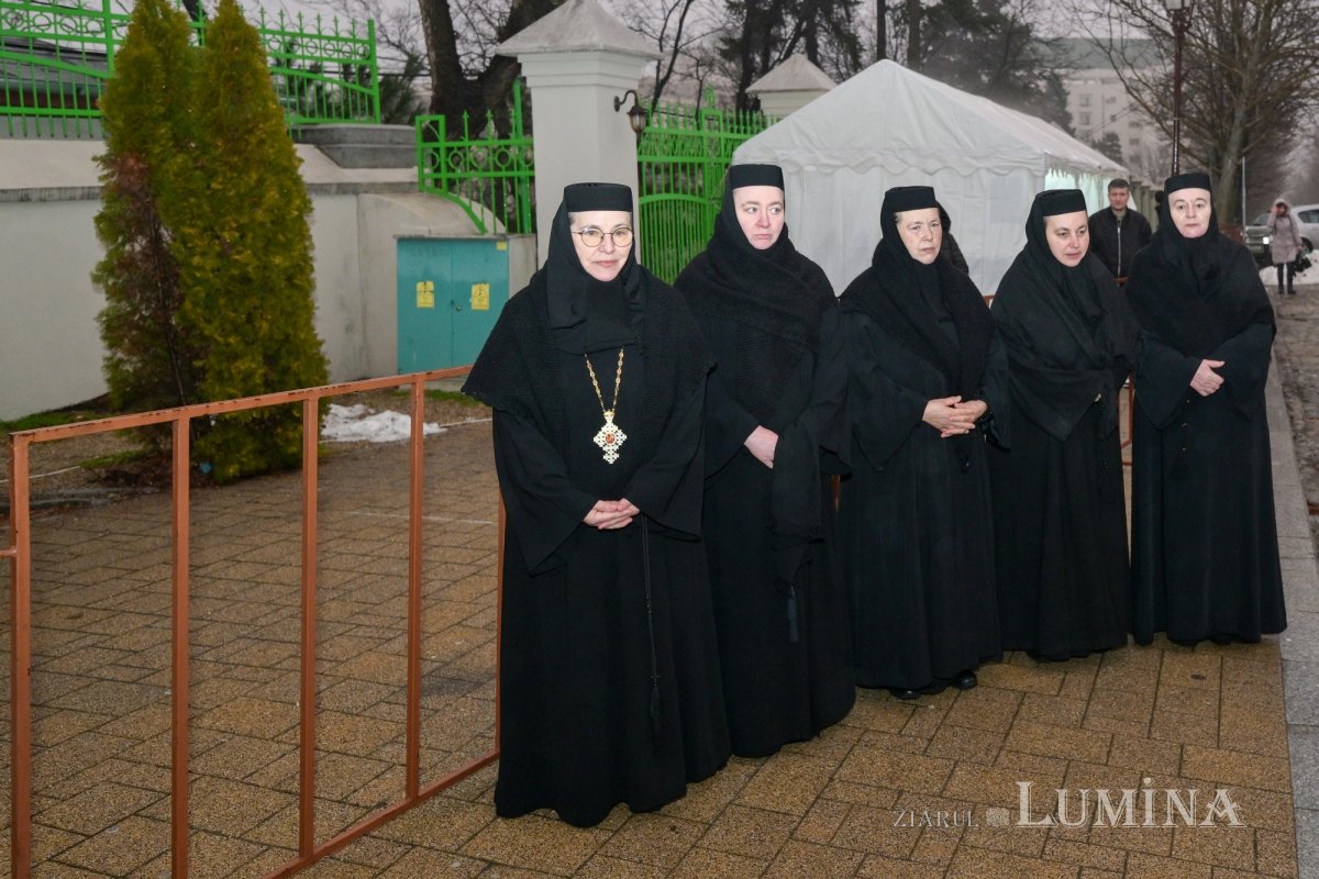 Proclamarea canonizării celor 16 femei românce cu viață sfântă la București 354793