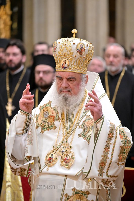 Proclamarea canonizării celor 16 femei românce cu viață sfântă la București 354801