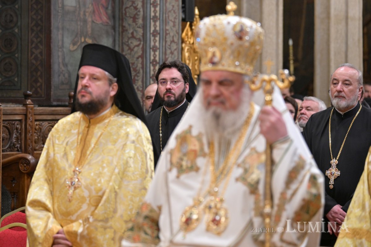 Proclamarea canonizării celor 16 femei românce cu viață sfântă la București 354803