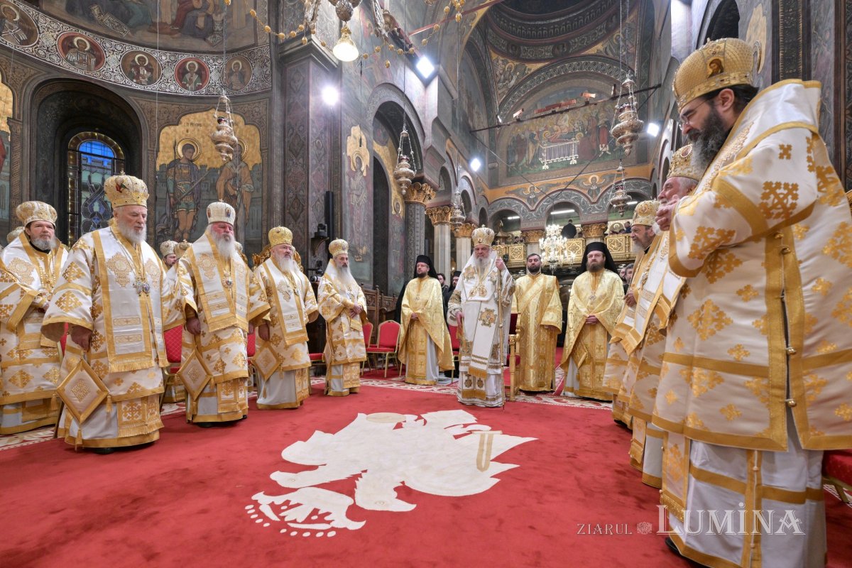 Proclamarea canonizării celor 16 femei românce cu viață sfântă la București 354804