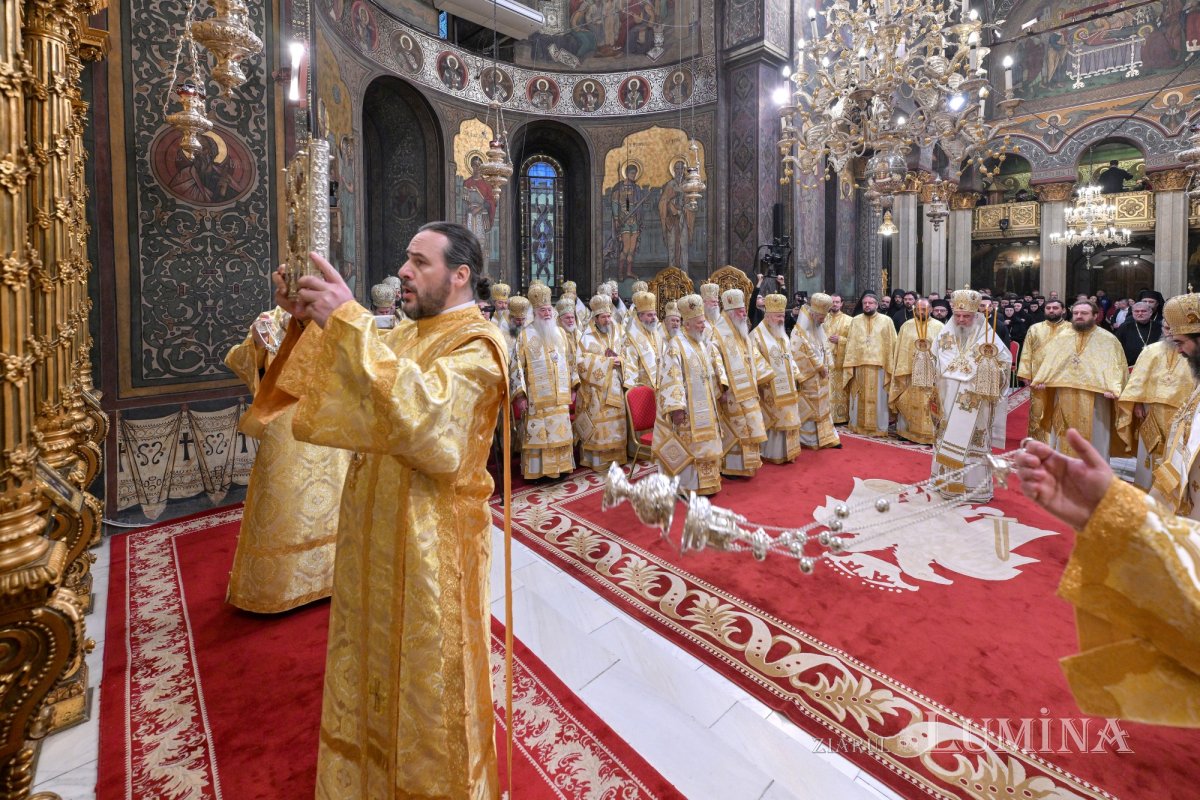 Proclamarea canonizării celor 16 femei românce cu viață sfântă la București 354808