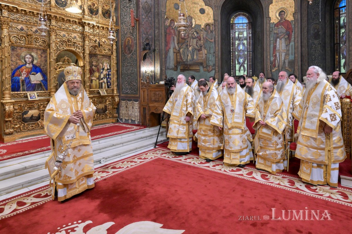 Proclamarea canonizării celor 16 femei românce cu viață sfântă la București 354820