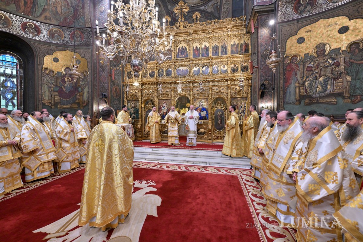 Proclamarea canonizării celor 16 femei românce cu viață sfântă la București 354821