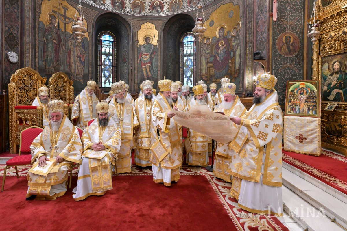 Proclamarea canonizării celor 16 femei românce cu viață sfântă la București 354830