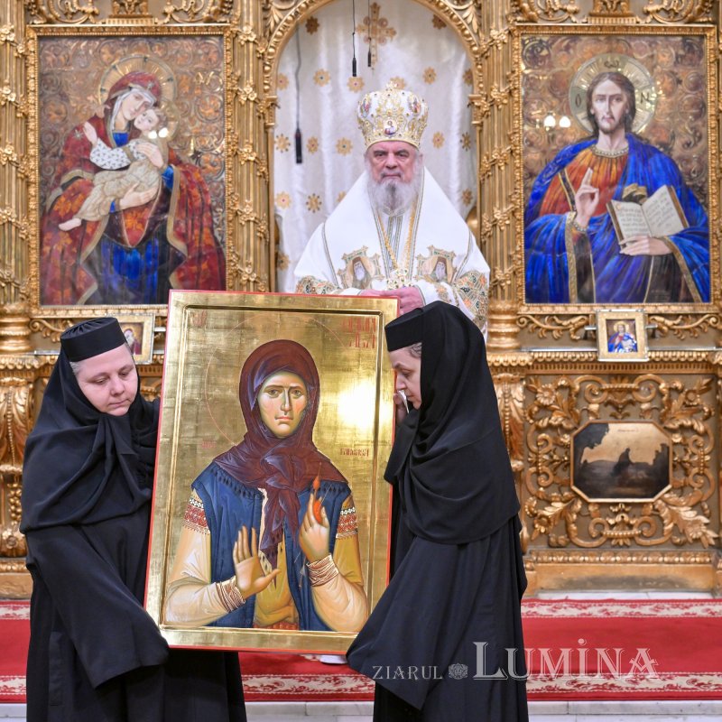 Proclamarea canonizării celor 16 femei românce cu viață sfântă la București 354845