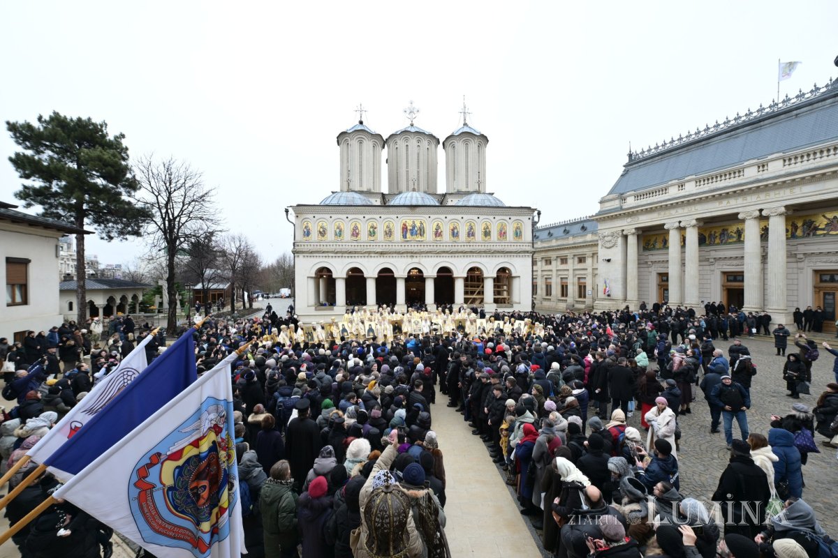 Proclamarea canonizării celor 16 femei românce cu viață sfântă la București 354854