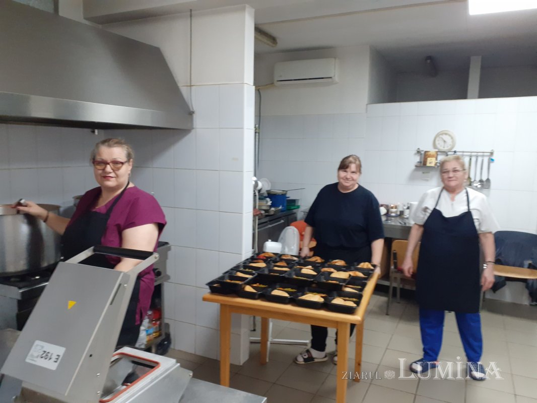 „Sfânta Ana”, cantina iubirii jertfelnice față de aproapele 355108