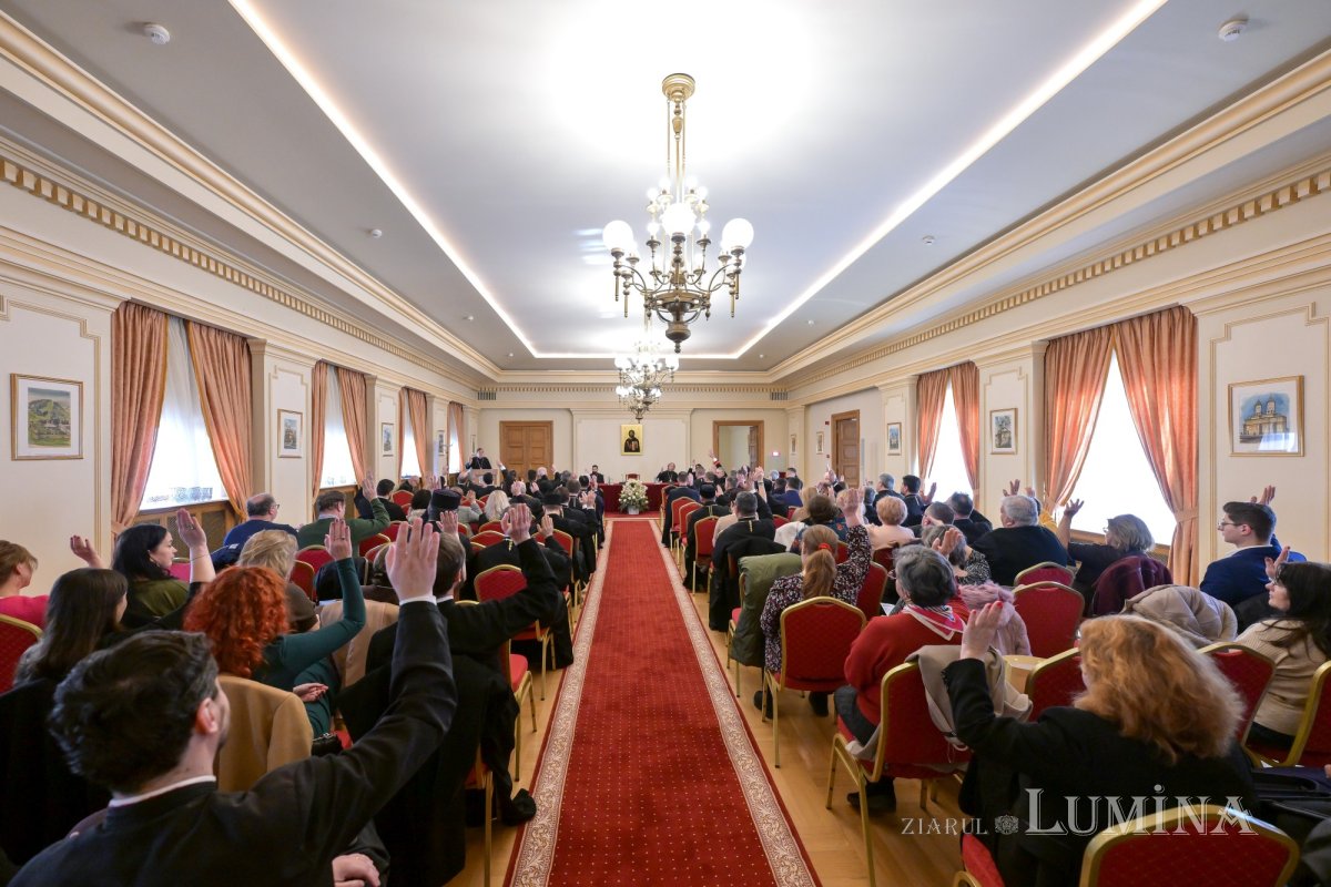 Adunarea Generală a Casei de Ajutor Reciproc a Arhiepiscopiei Bucureștilor 355239