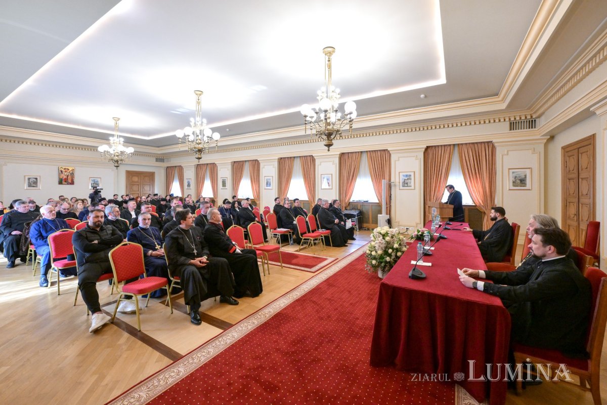 Adunarea Generală a Casei de Ajutor Reciproc a Arhiepiscopiei Bucureștilor 355241