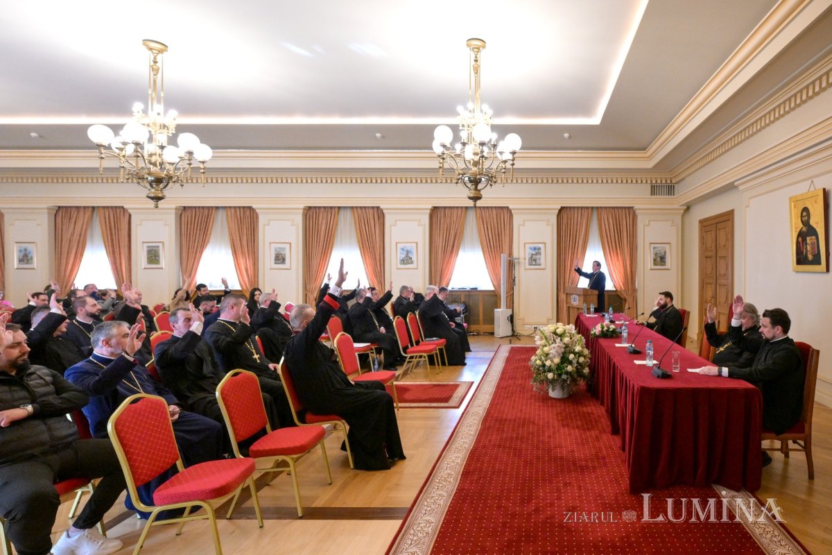 Adunarea Generală a Casei de Ajutor Reciproc a Arhiepiscopiei Bucureștilor 355243