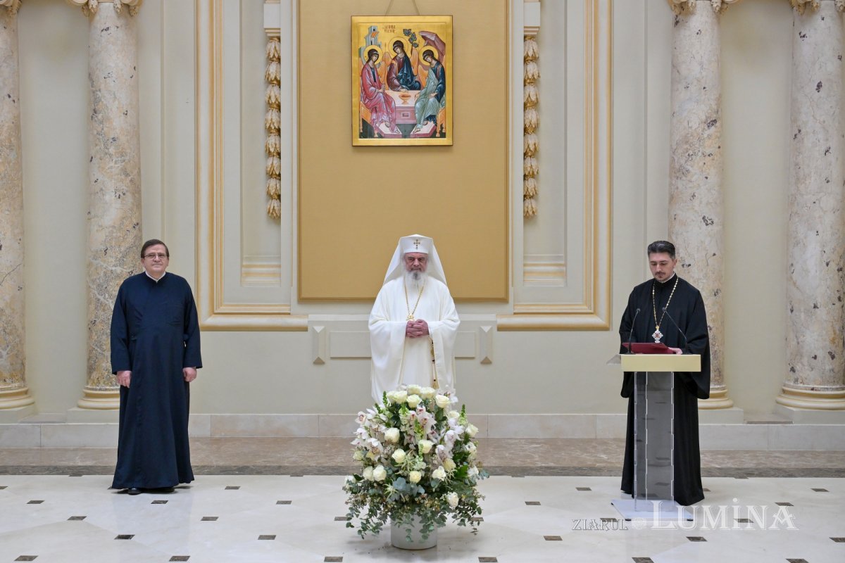 Adunarea Generală a Casei de Ajutor Reciproc a Arhiepiscopiei Bucureștilor 355255