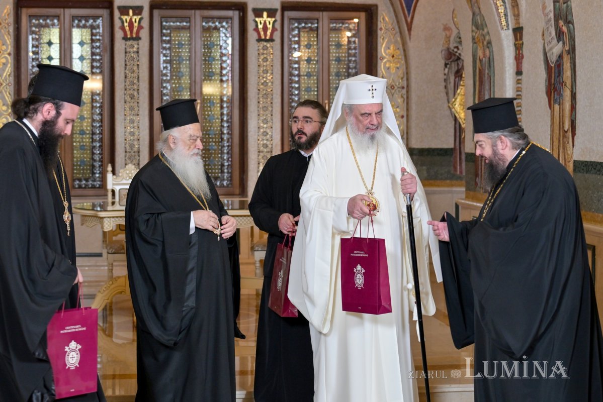 Delegație din Grecia în vizită la Patriarhia Română 355312