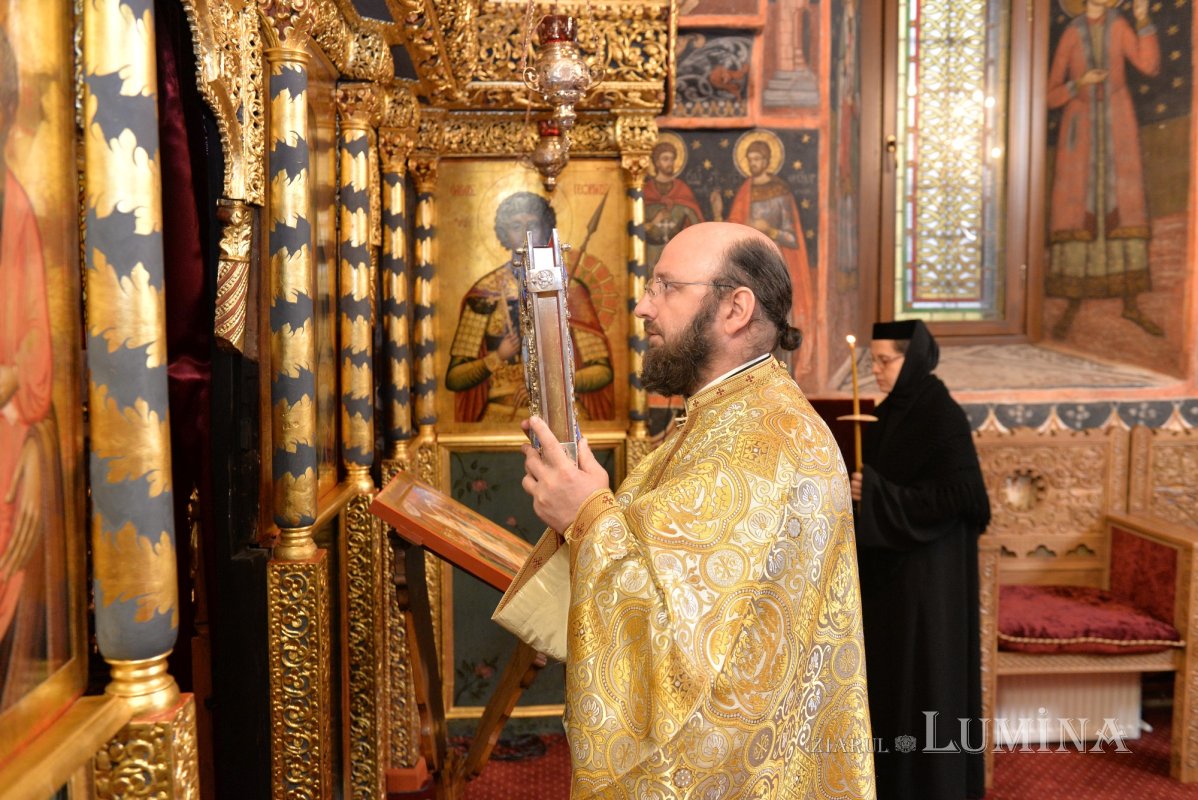 „Fără iubire milostivă, nimeni nu se poate mântui” 355345