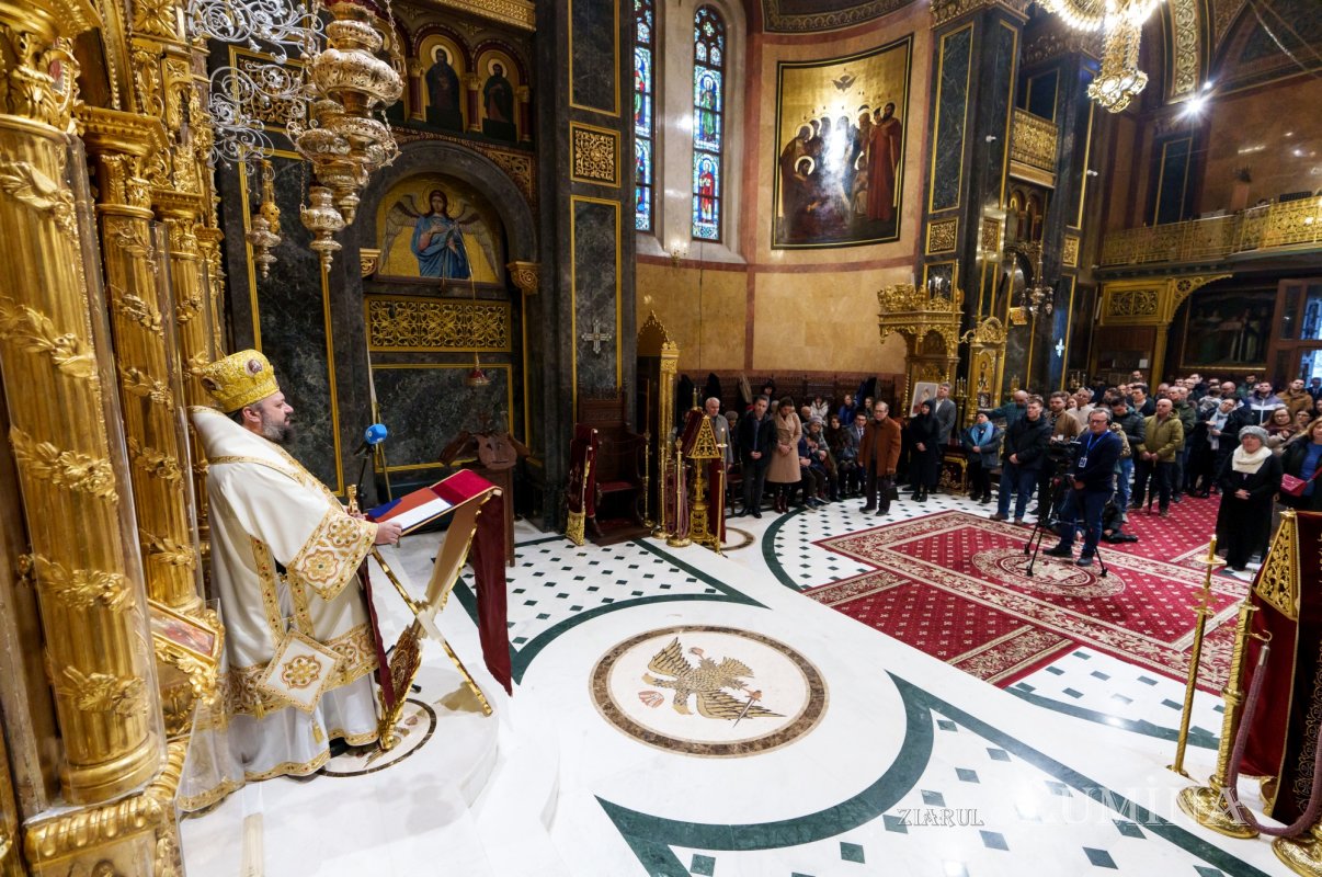 Slujire arhierească la Biserica Domniţa Bălaşa din Capitală 355463