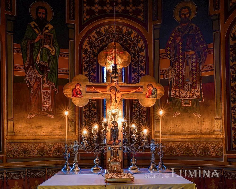 Prin cruce către Împărăție 355414