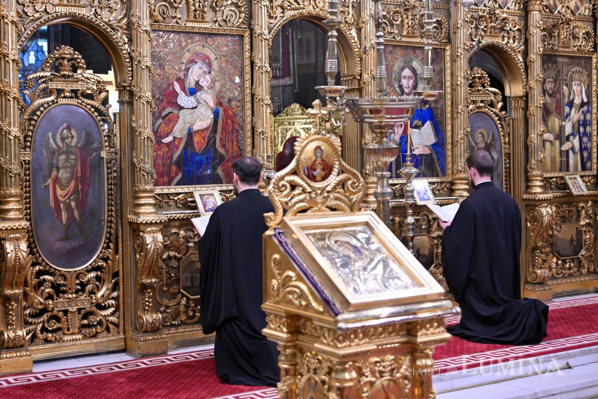 Program liturgic special în prima săptămână a Postului Mare la Catedrala Patriarhală 355778