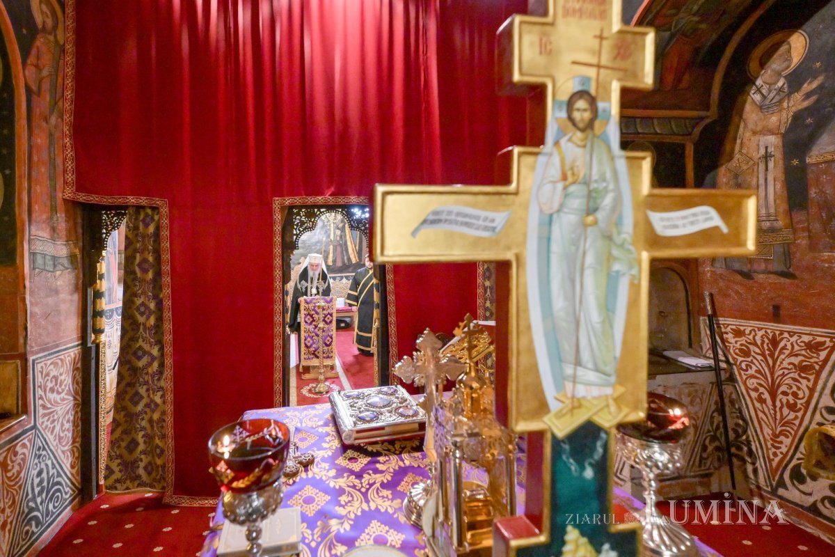 Postul, exercițiu de înfrânare și de libertate 355924