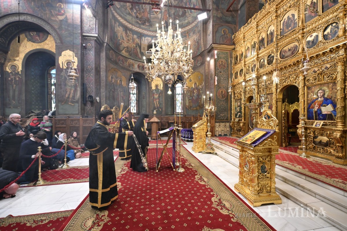 Prima parte a Canonului cel Mare la Catedrala Patriarhală 355961