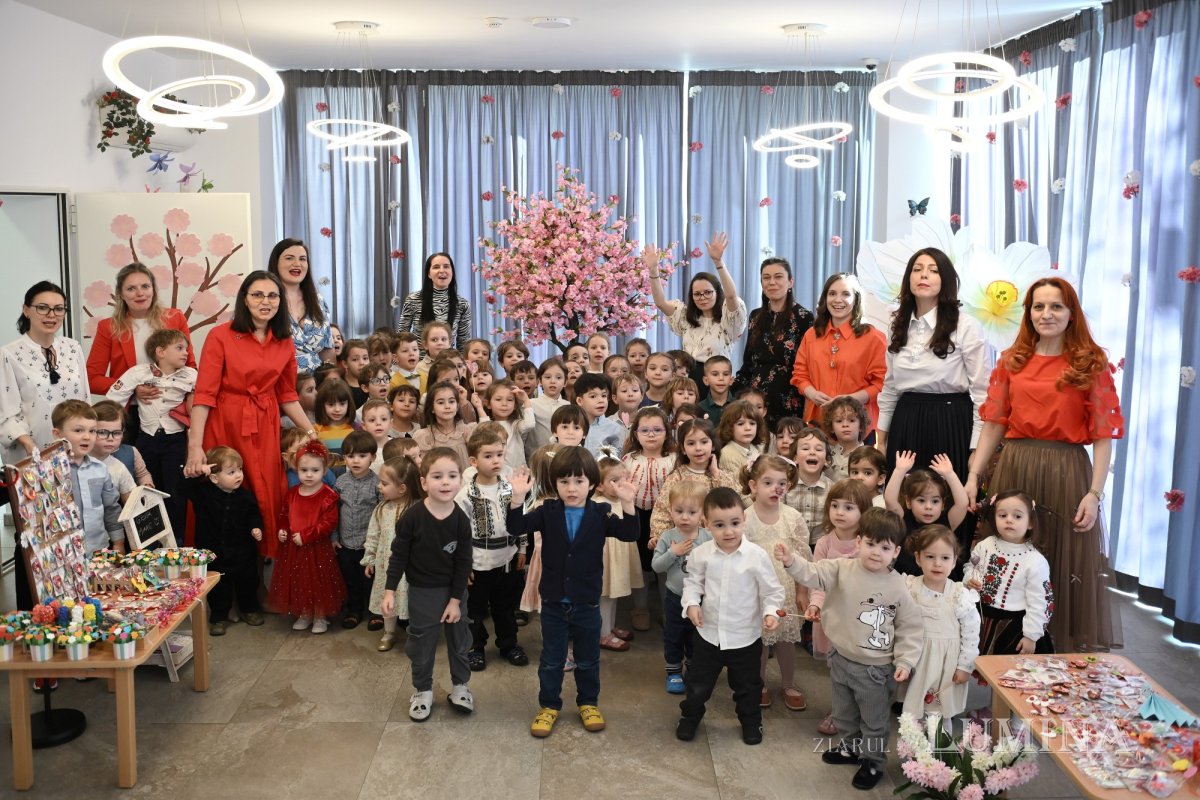 Târg caritabil de mărțișoare la Grădinița „Buna Vestire” din Capitală 356089