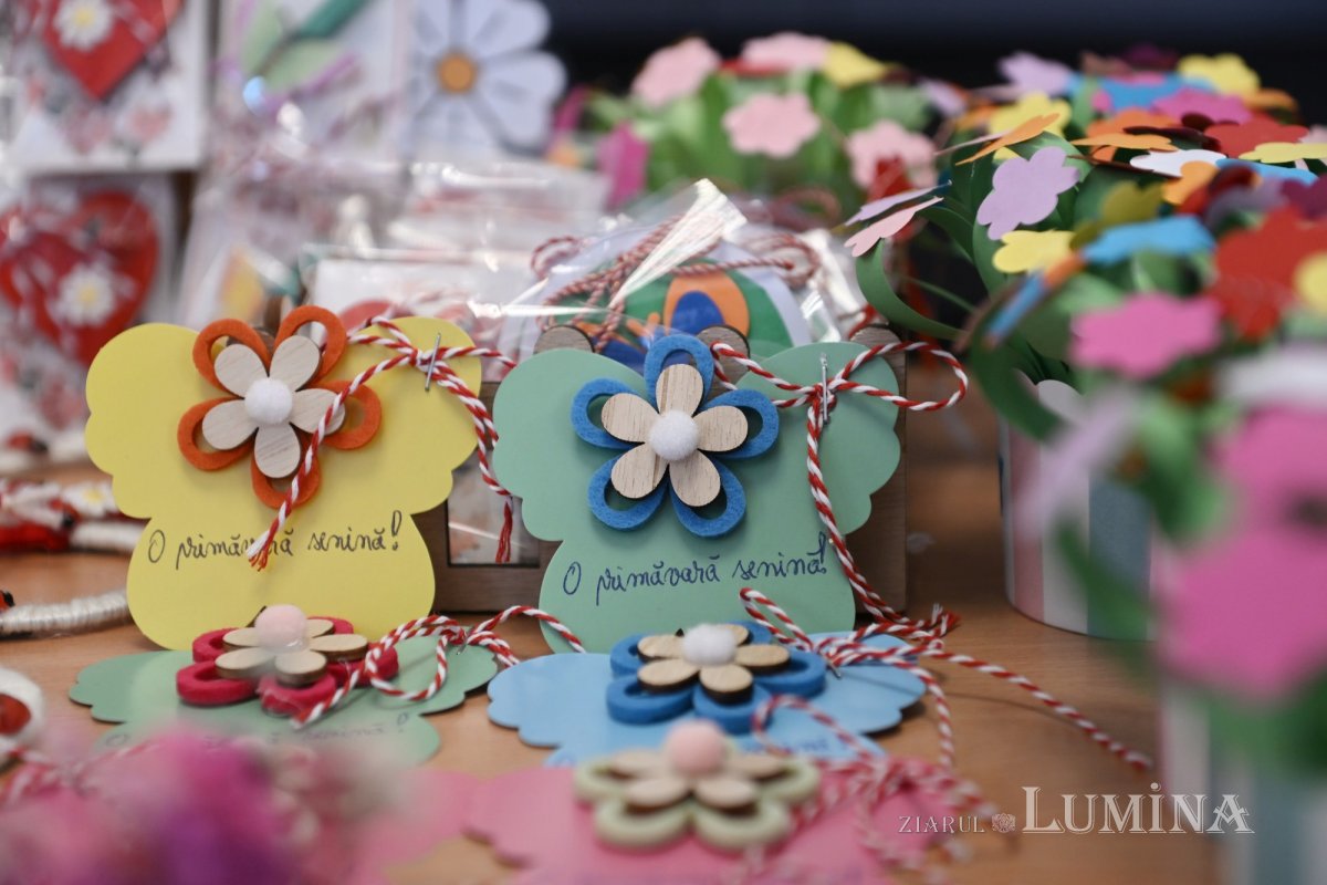 Târg caritabil de mărțișoare la Grădinița „Buna Vestire” din Capitală 356096