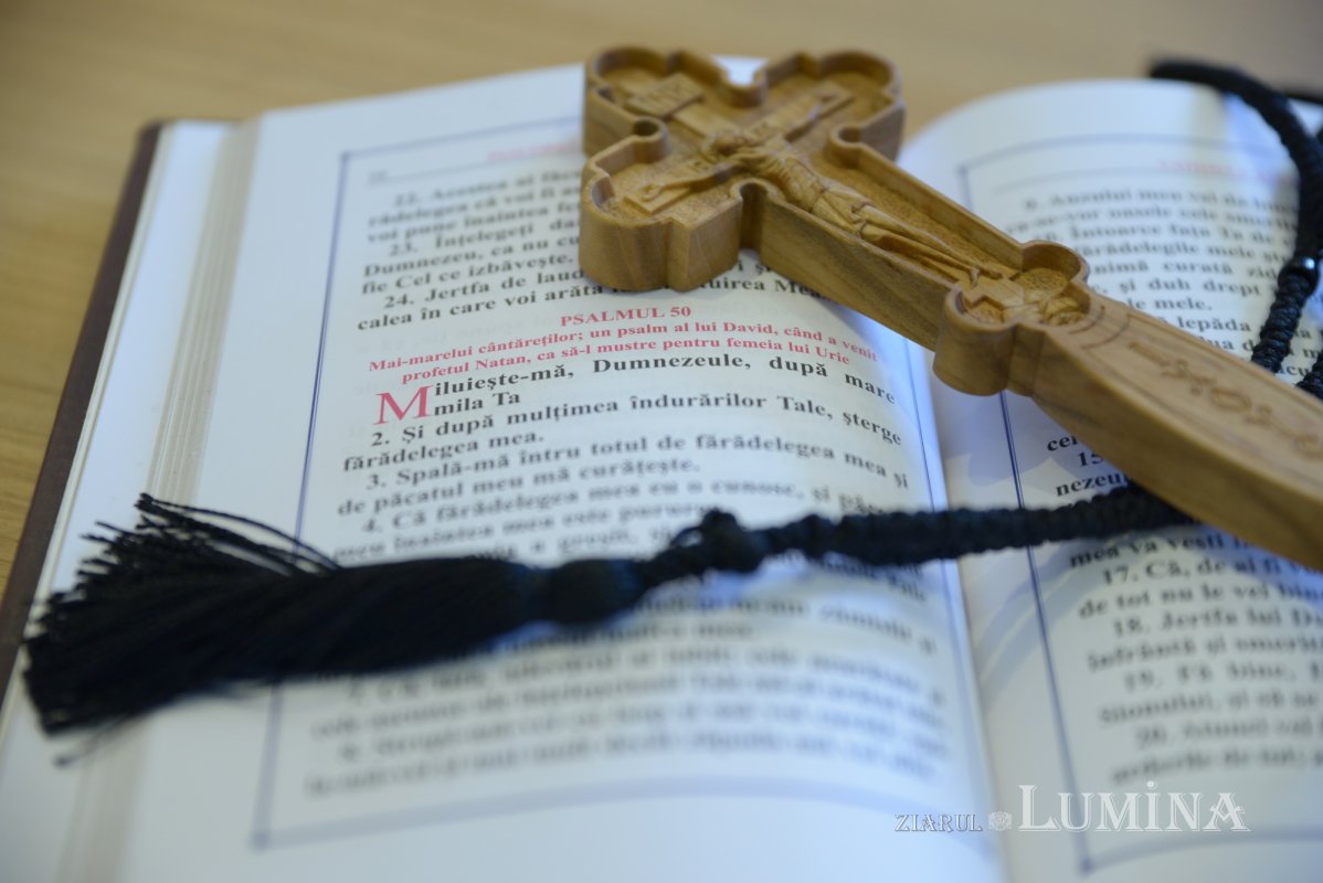 Dicționar teologic: Post 356228