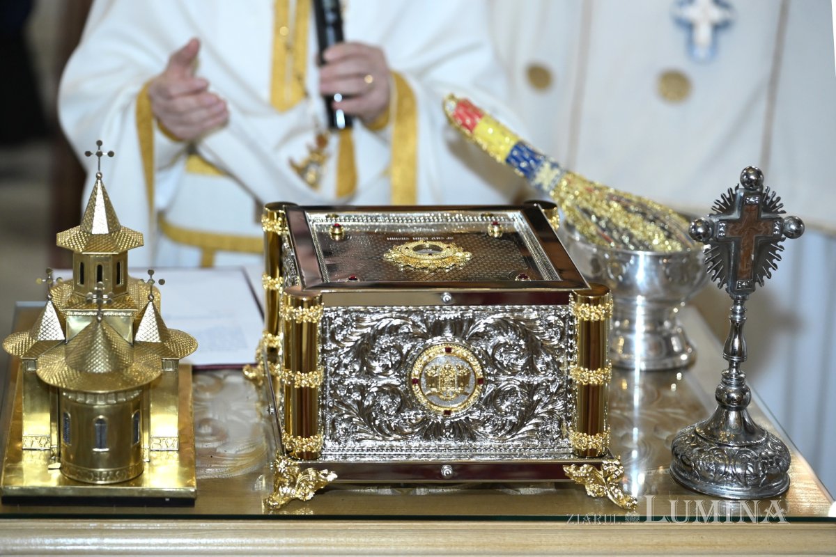 Sfințirea unei noi racle la un spital din Capitală 356350