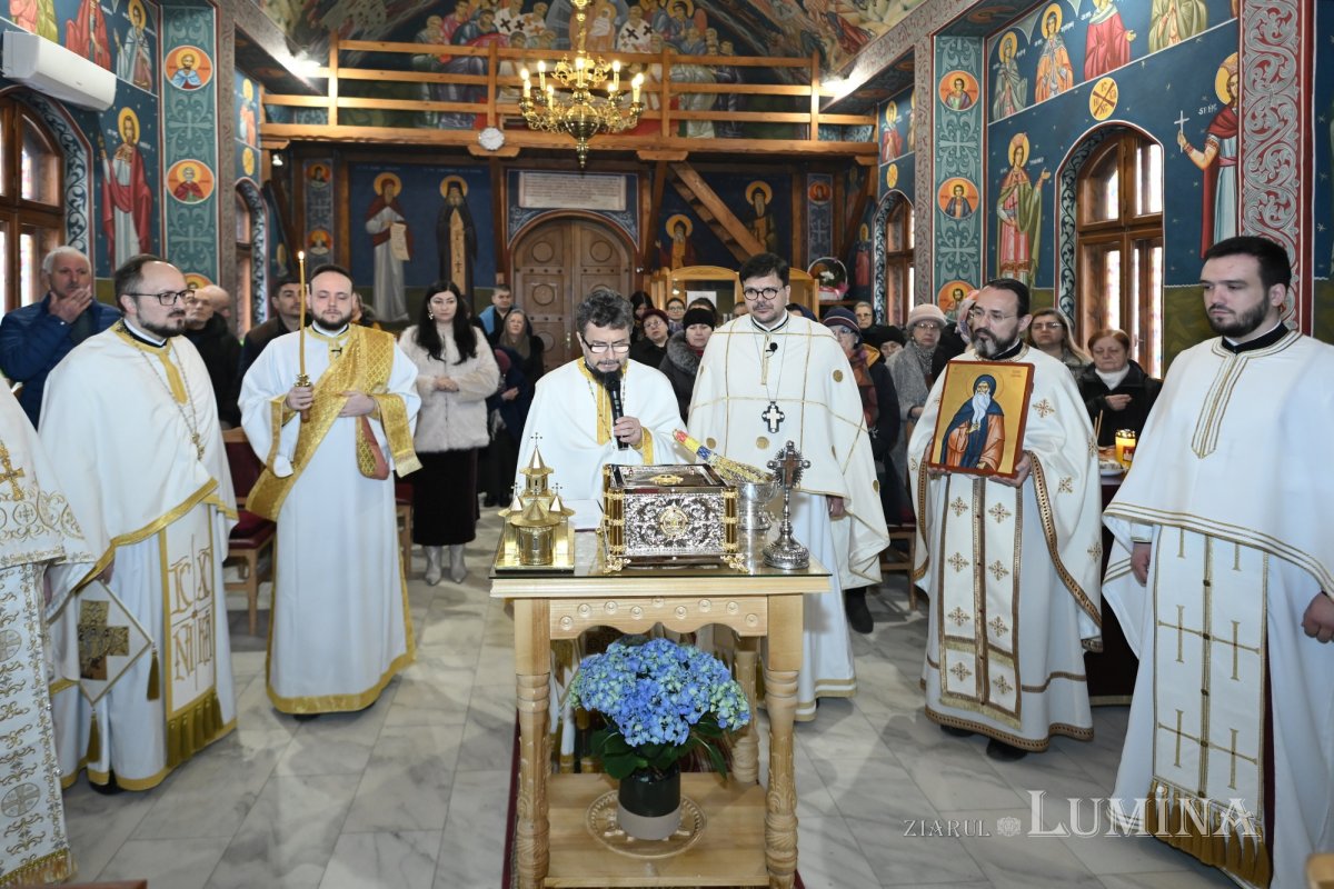 Sfințirea unei noi racle la un spital din Capitală 356351