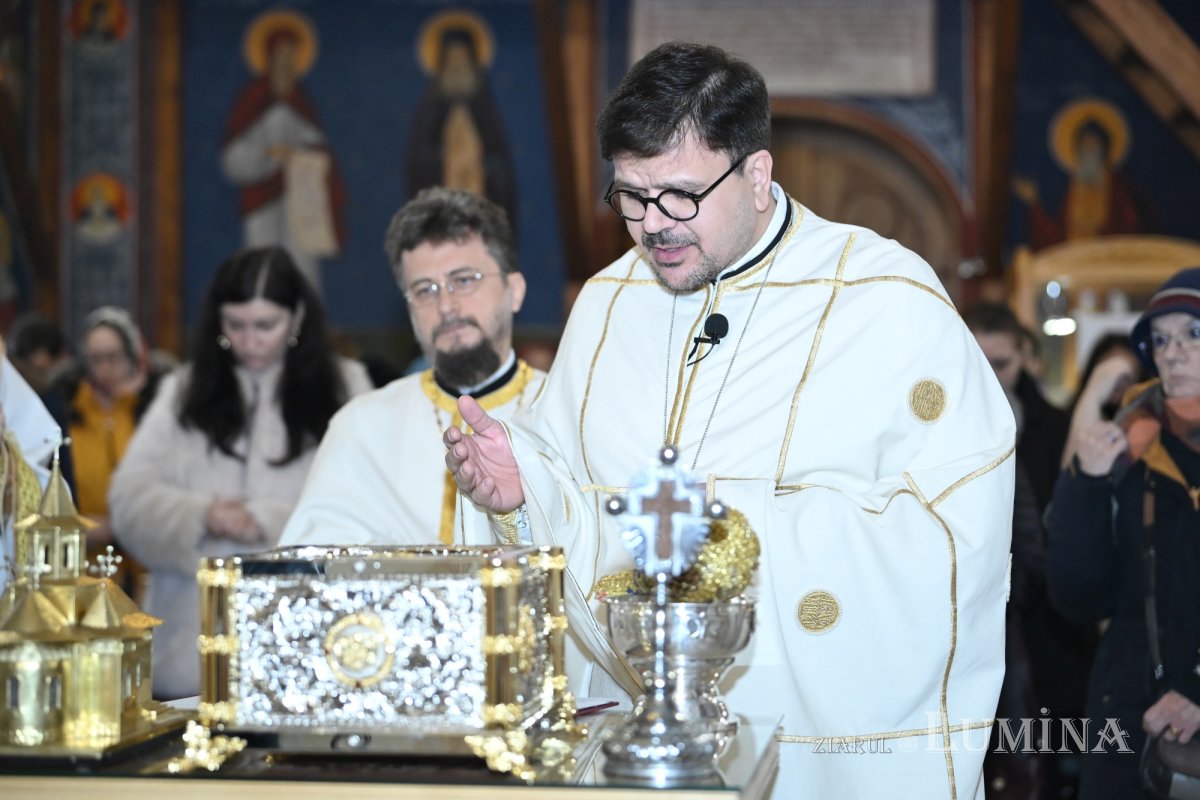 Sfințirea unei noi racle la un spital din Capitală 356357