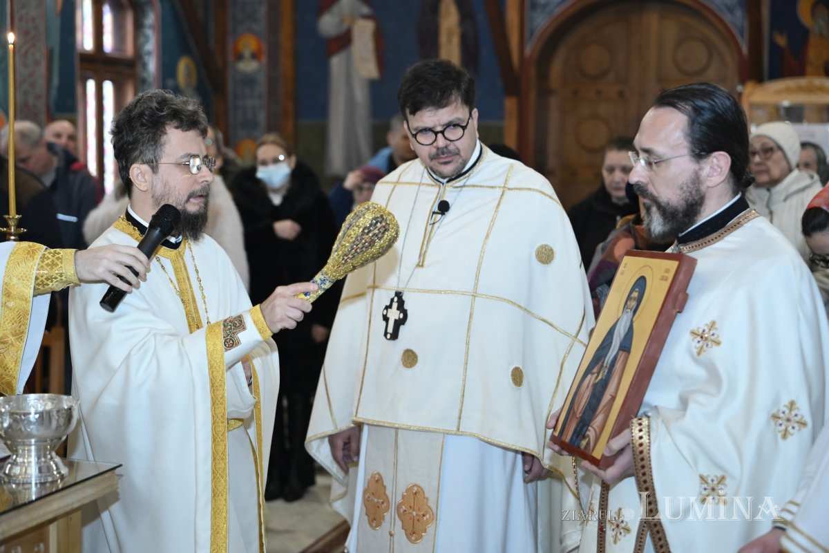 Sfințirea unei noi racle la un spital din Capitală 356359