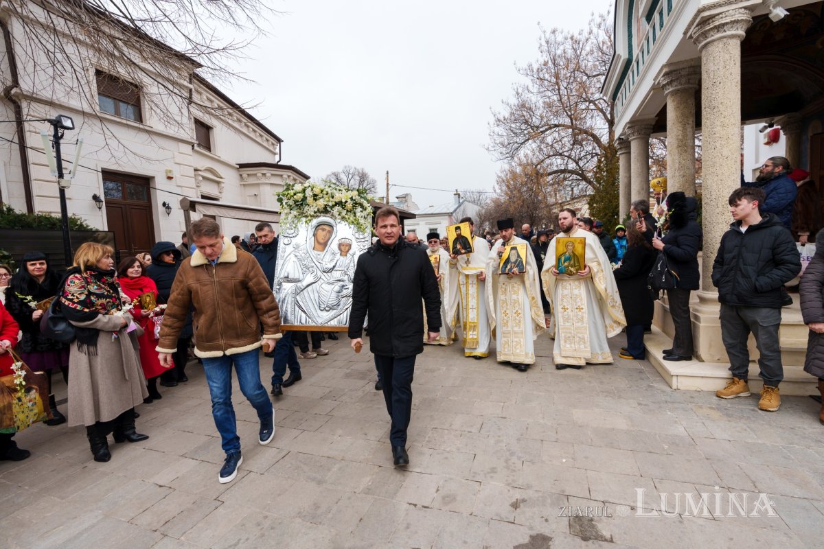 Bucurie duhovnicească la Biserica Icoanei din București 356464