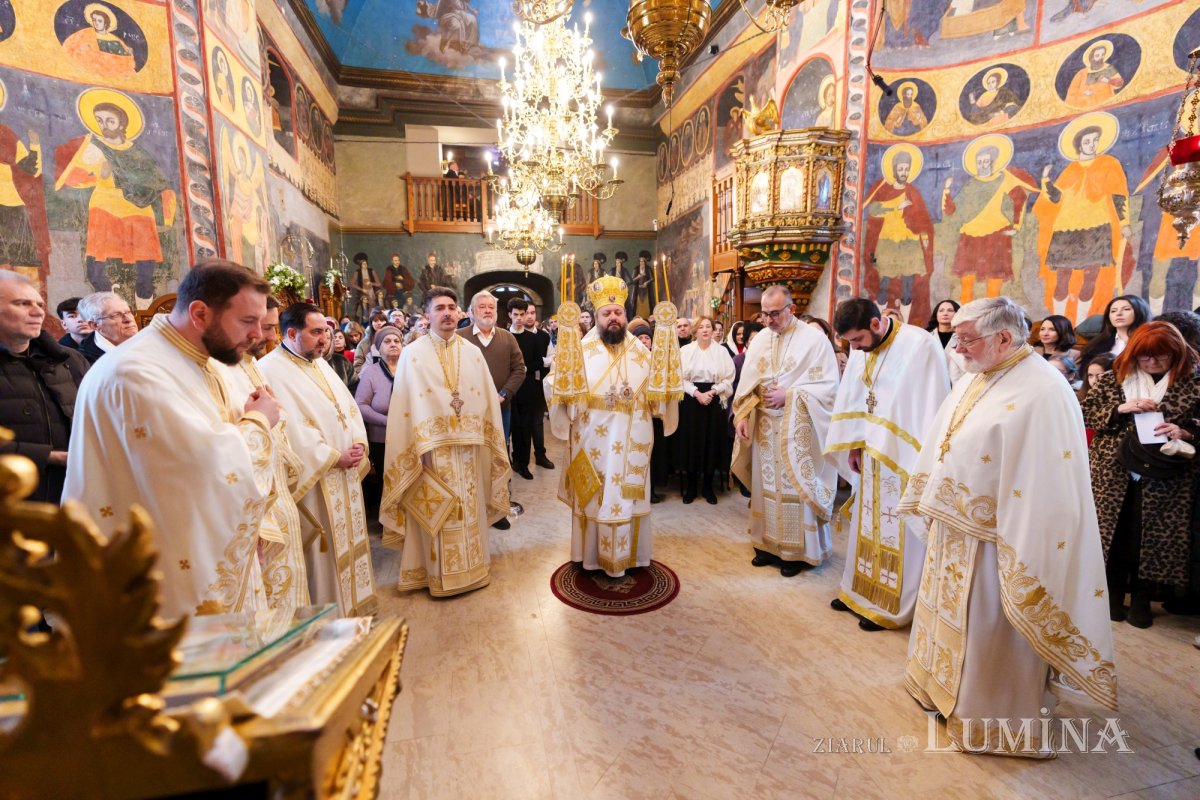 Ziua de cinstire a icoanelor prăznuită la Biserica Icoanei 356447