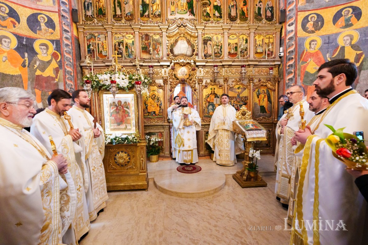 Ziua de cinstire a icoanelor prăznuită la Biserica Icoanei 356449