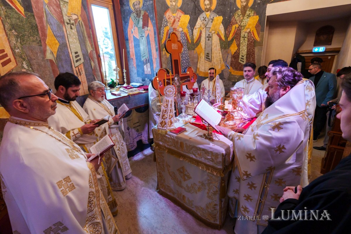 Ziua de cinstire a icoanelor prăznuită la Biserica Icoanei 356450